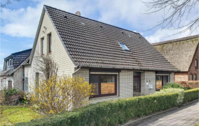5 Bedroom Lovely Home In Wurster Nordseeküste